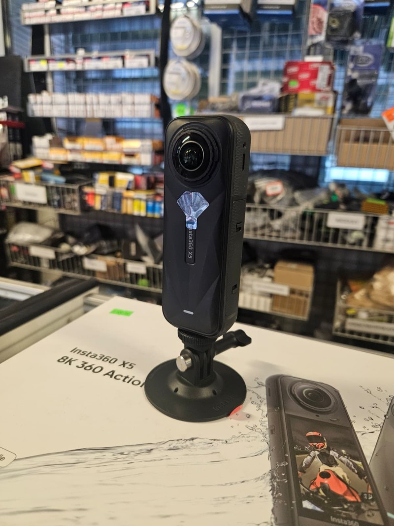 Kamera Insta360 X5 Motorcycle Bundle