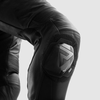 SPODNIE MOTOCYKLOWE SKÓRZANE REBELHORN INFERNO BLACK 56