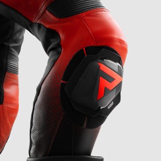 SPODNIE MOTOCYKLOWE SKÓRZANE REBELHORN INFERNO BLACK FLUO RED 54