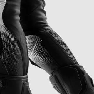 SPODNIE MOTOCYKLOWE SKÓRZANE REBELHORN INFERNO BLACK WHITE 48