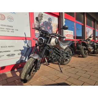 Benelli Leoncino 125